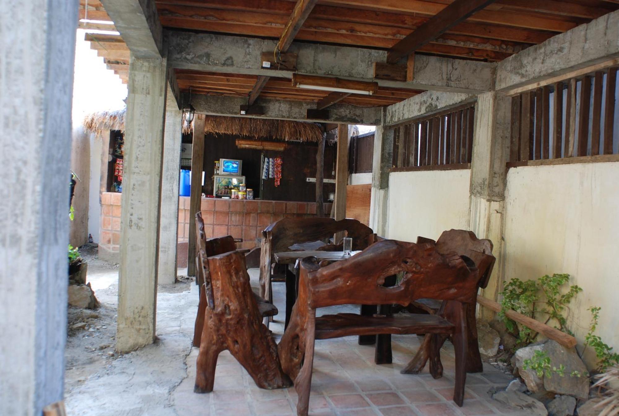Casa Aviara Resort & Hotel Puerto Galera Esterno foto